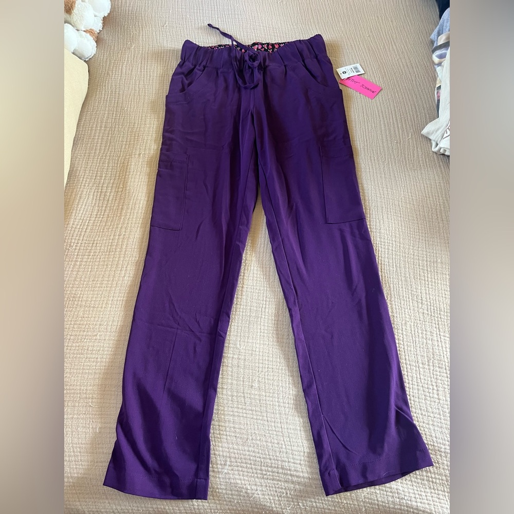 Koi scrub bottoms